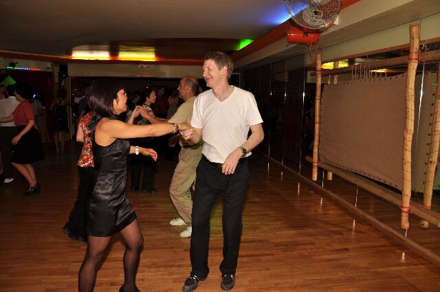 min 2009 05 06 cargo club 794